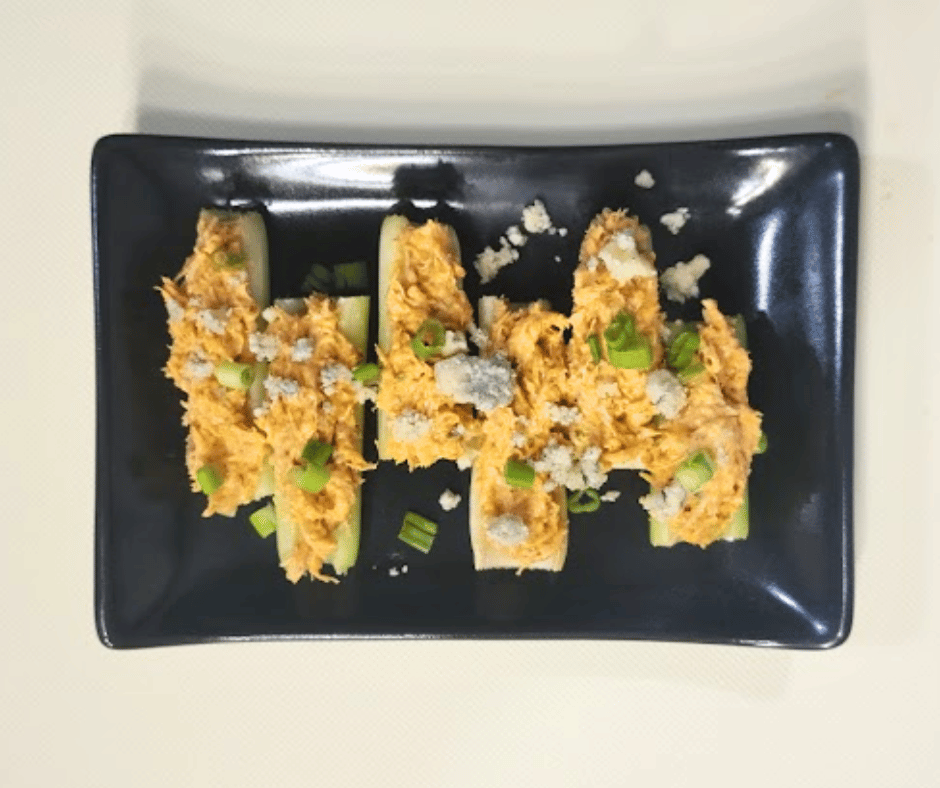 These buffalo chicken celery boats are simple and flavorful
