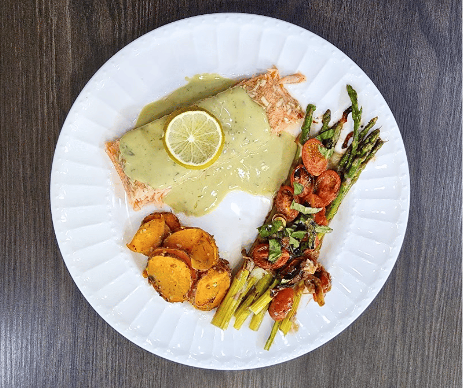 Lemon Garlic Salmon is an easy weeknight meal for fish lovers